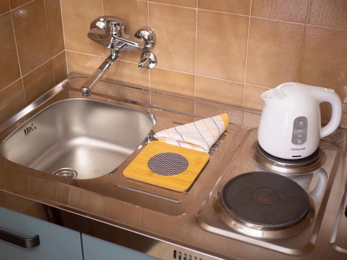 Studio Apartments Marea 2 Будва Екстер'єр фото