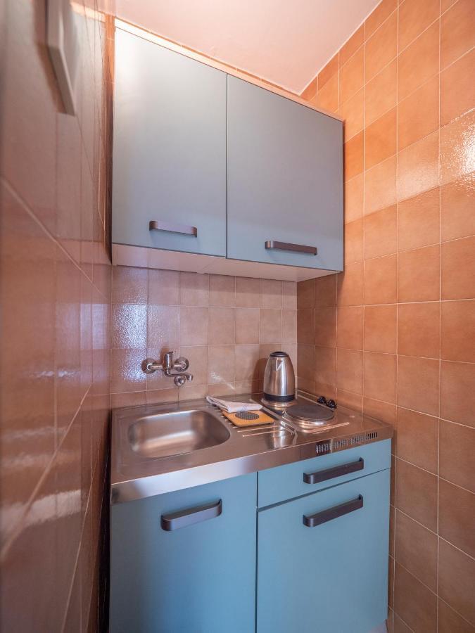 Studio Apartments Marea 2 Будва Екстер'єр фото