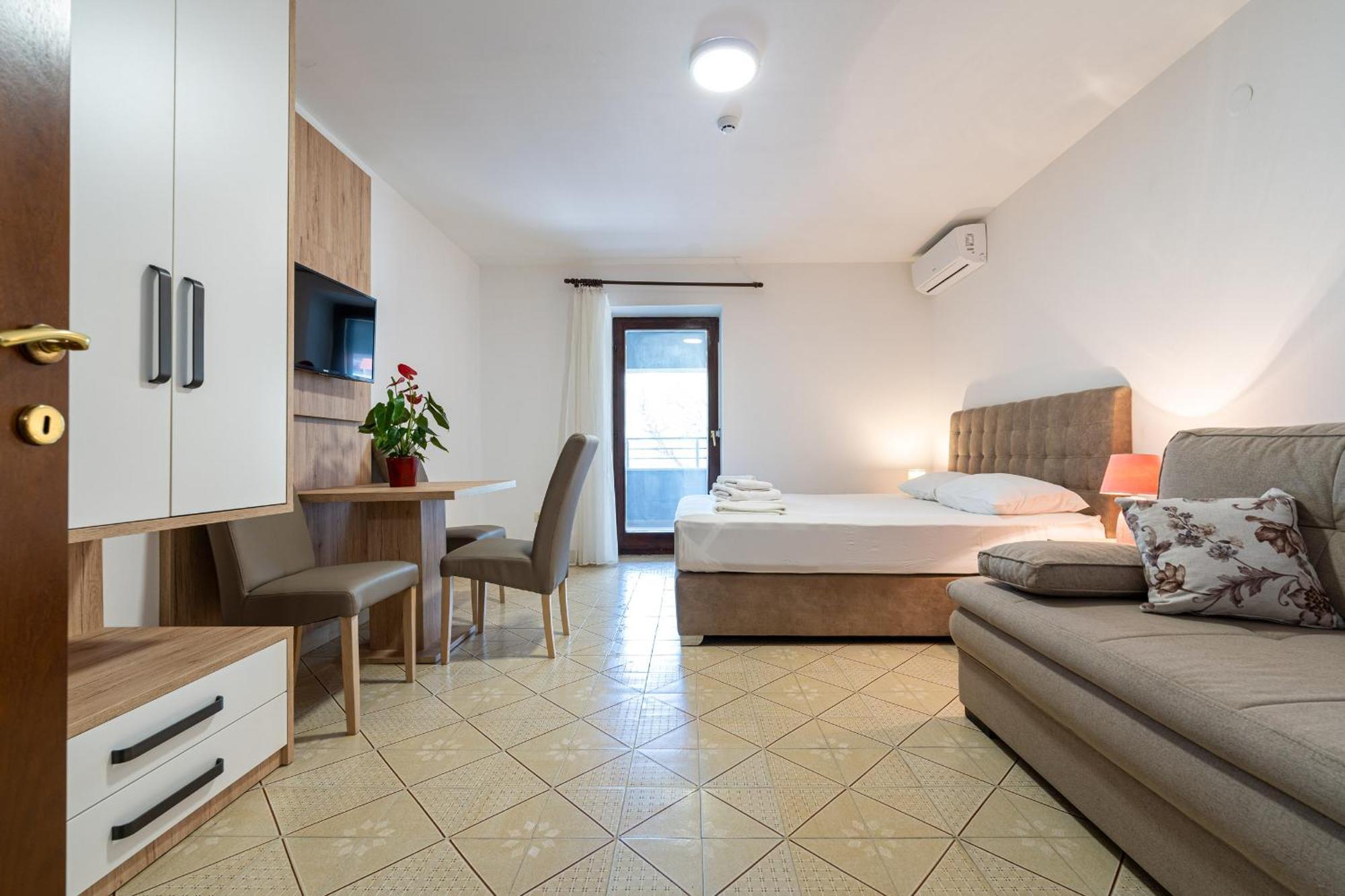 Studio Apartments Marea 2 Будва Номер фото